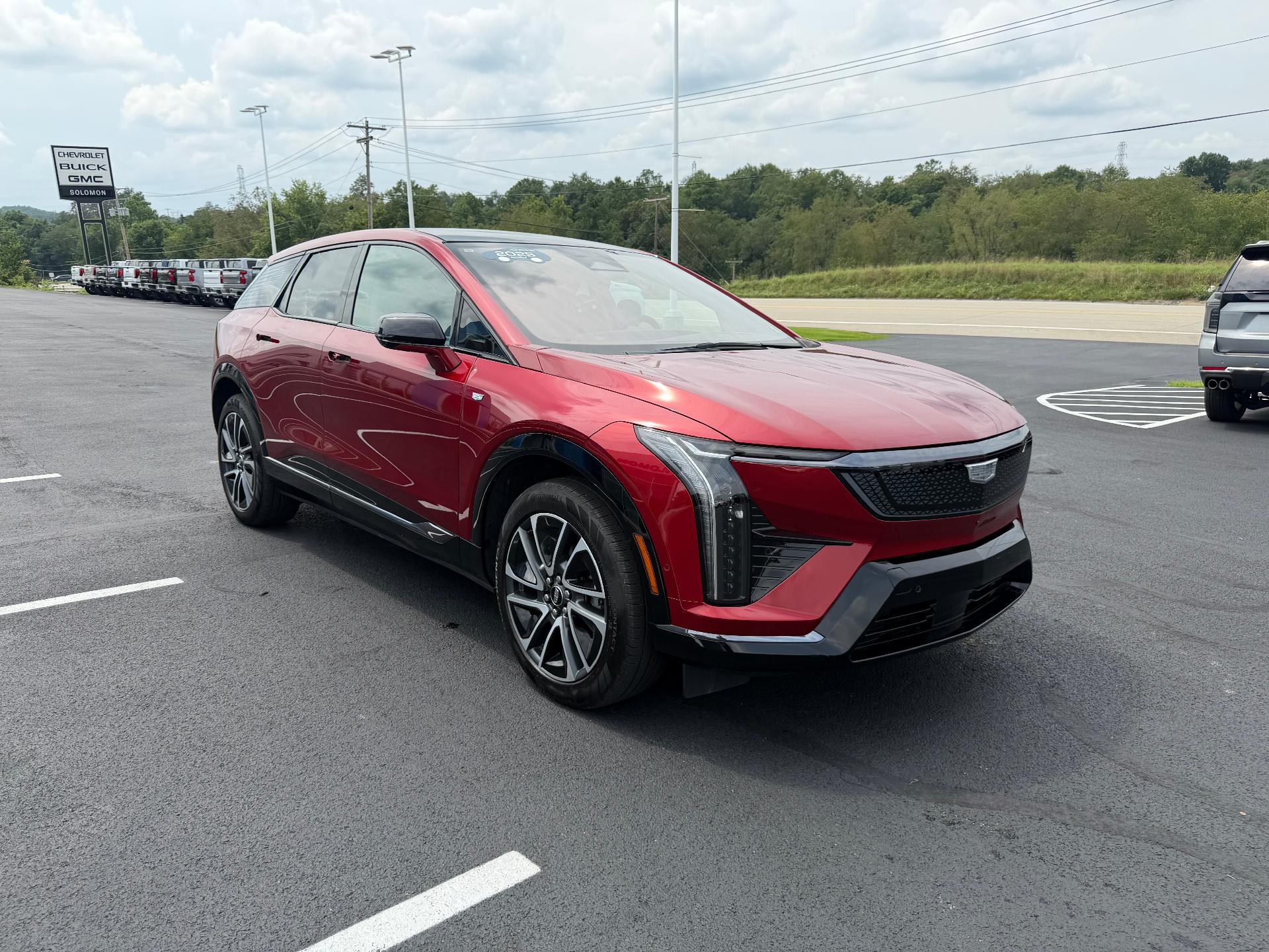 2025 Cadillac OPTIQ Sport 2 - 7