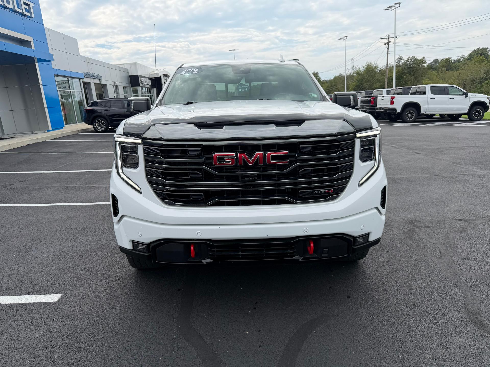 2024 GMC Sierra 1500 photo 9 of 34