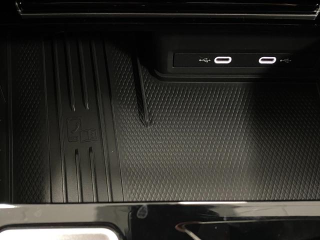 2025 Volkswagen Atlas Cross Sport Vehicle Photo in Appleton, WI 54913