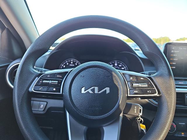 2023 Kia Forte Vehicle Photo in TREVOSE, PA 19053-4984