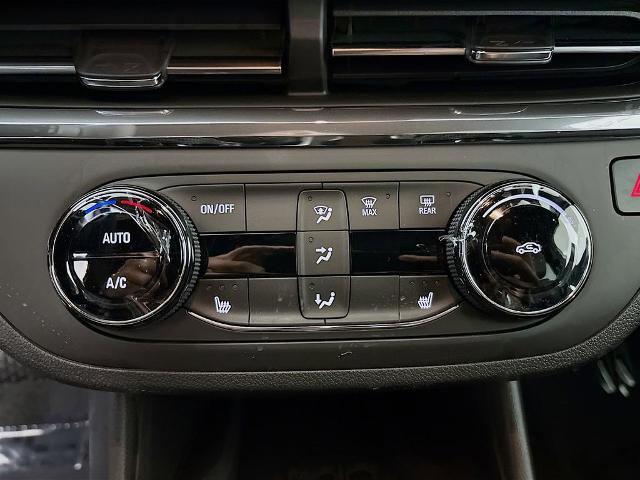 2025 Buick Envista Vehicle Photo in PUYALLUP, WA 98371-4149