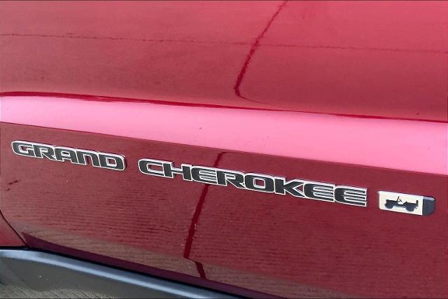 2022 Jeep Grand Cherokee WK Vehicle Photo in TOPEKA, KS 66609-0000