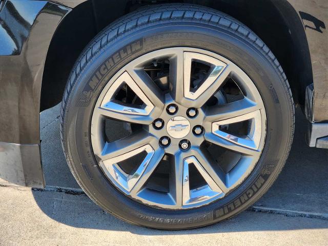 2017 Chevrolet Tahoe Vehicle Photo in DENTON, TX 76210-9321