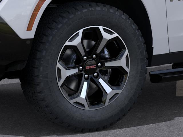 2026 GMC Yukon photo 9 of 32