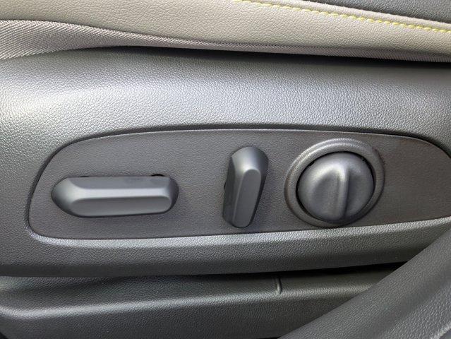 2025 Chevrolet Trax Vehicle Photo in BRUNSWICK, GA 31525-1881