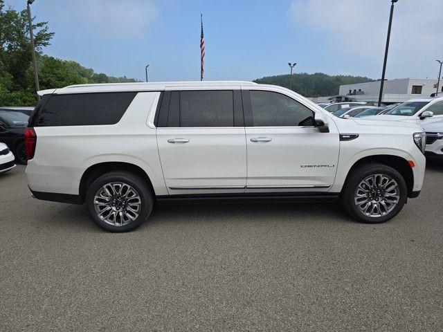 2024 GMC Yukon XL Vehicle Photo in Pleasant Hills, PA 15236