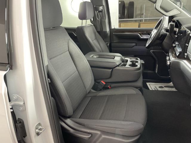 2025 GMC Sierra 1500 Vehicle Photo in GILBERT, AZ 85297-0402