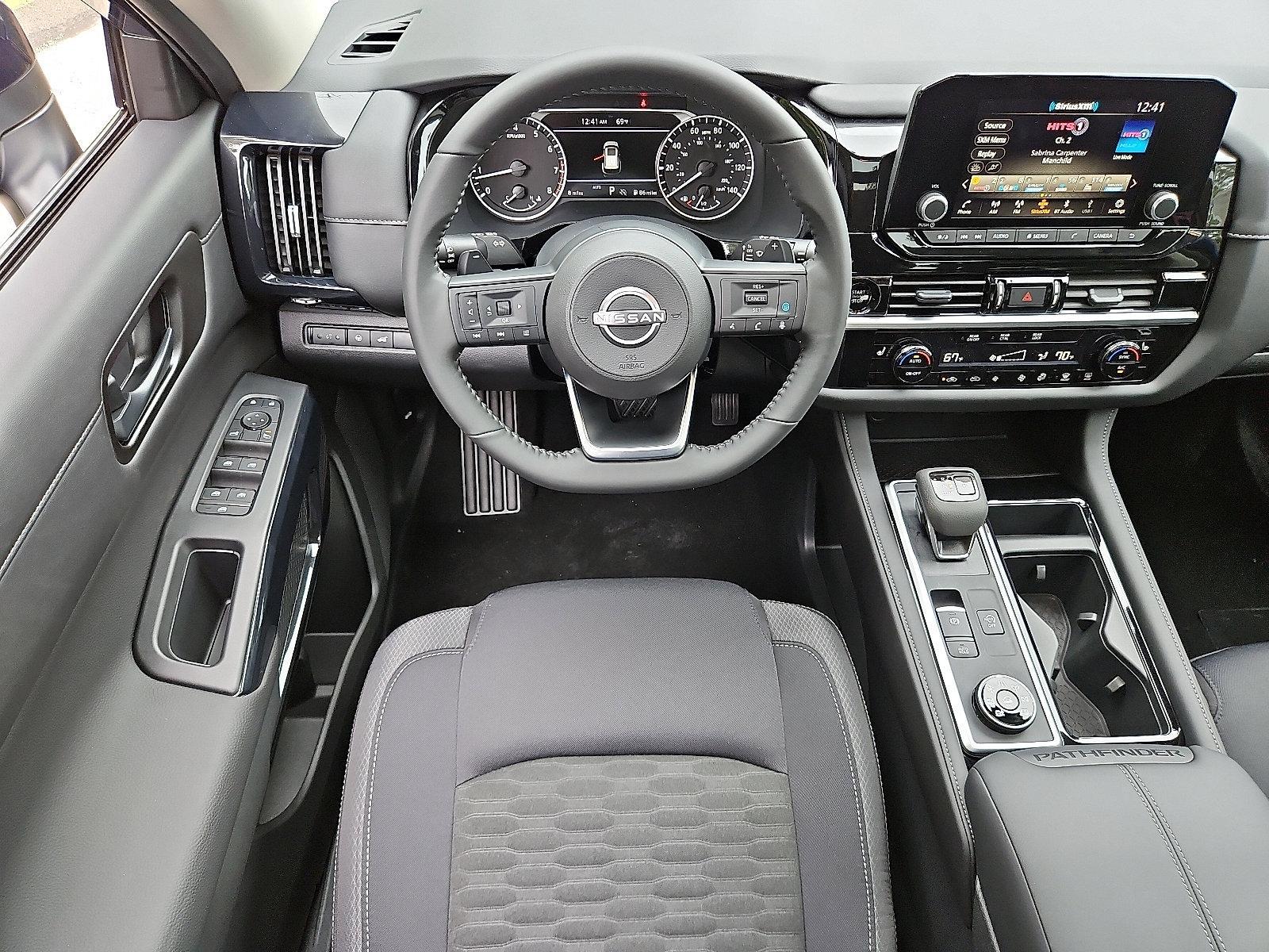 2025 Nissan Pathfinder Vehicle Photo in Jenkintown, PA 19046