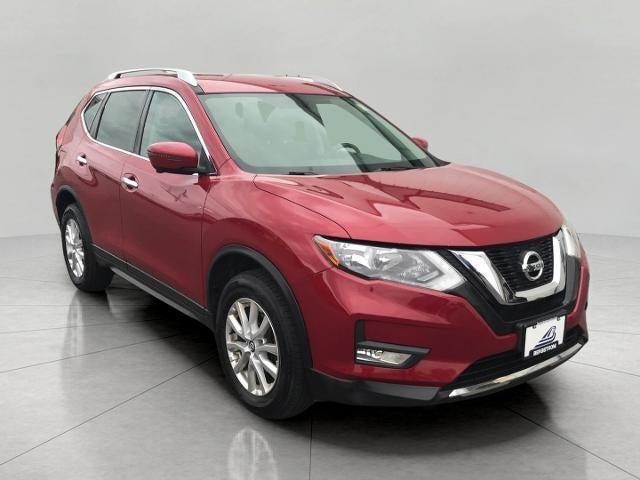 2017 Nissan Rogue Vehicle Photo in Neenah, WI 54956
