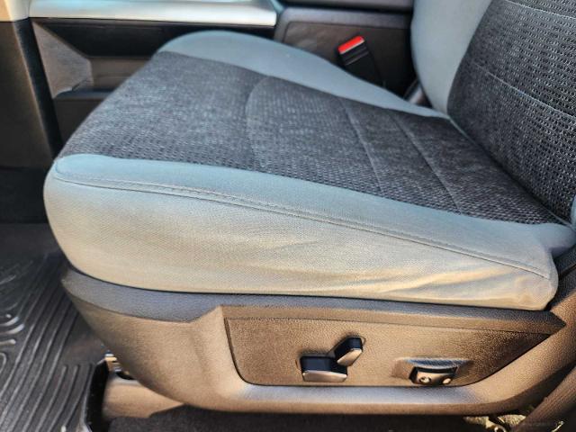2020 Ram 1500 Classic Vehicle Photo in DENTON, TX 76210-9321