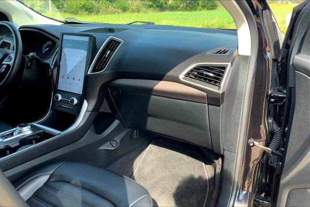 2024 Ford Edge Vehicle Photo in TOPEKA, KS 66609-0000