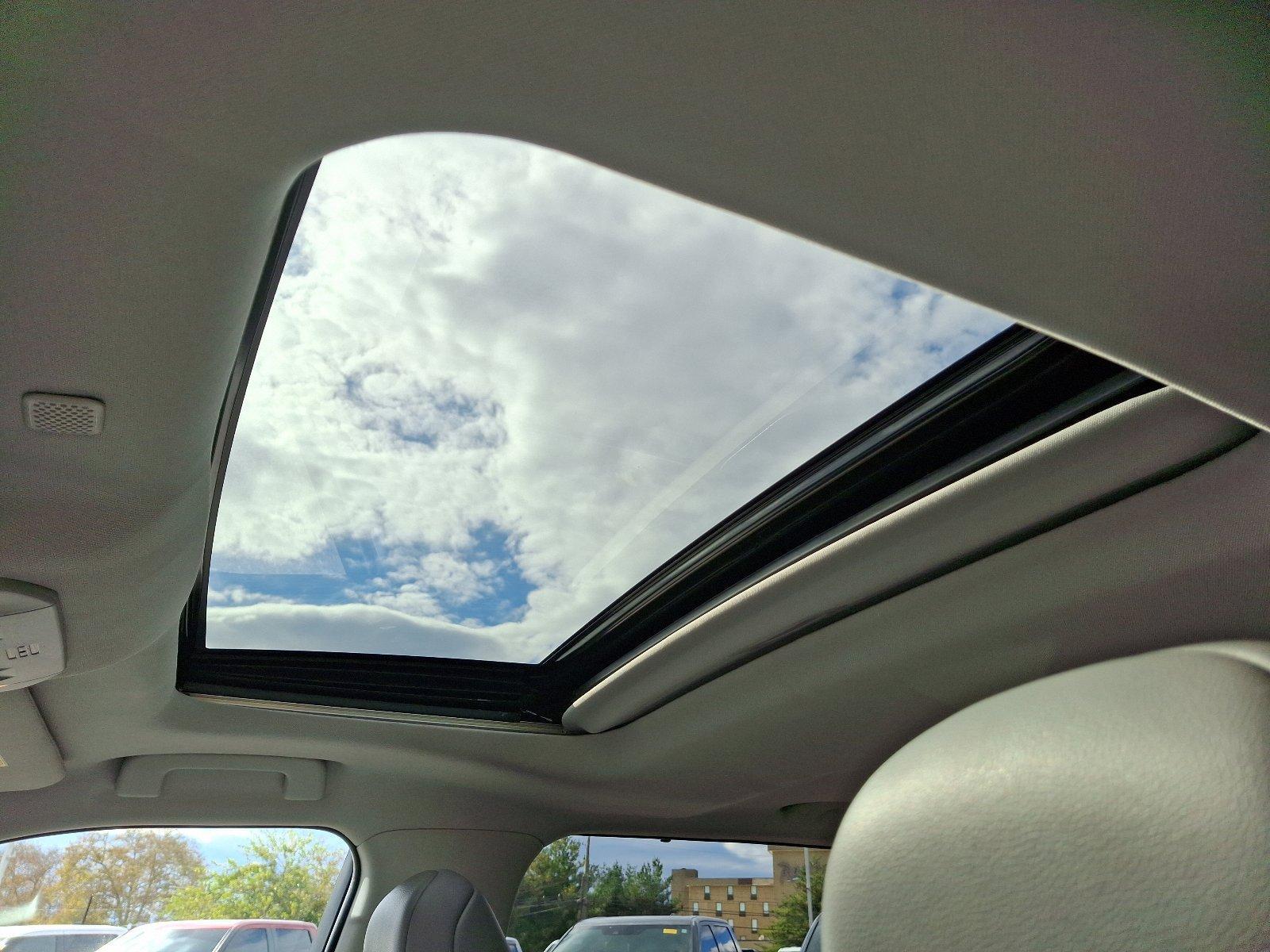 2022 Toyota Highlander Vehicle Photo in Trevose, PA 19053