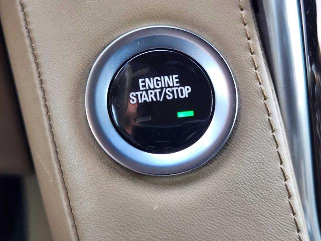 2018 Cadillac Escalade Vehicle Photo in DENTON, TX 76210-9321