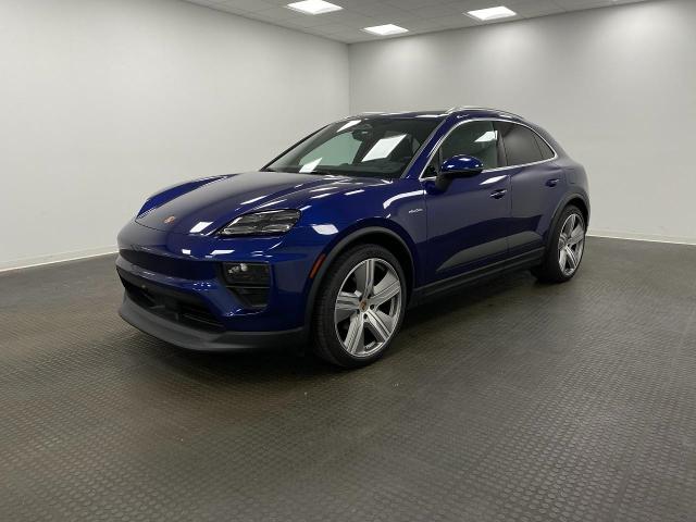 2024 Porsche Macan Vehicle Photo in Appleton, WI 54913