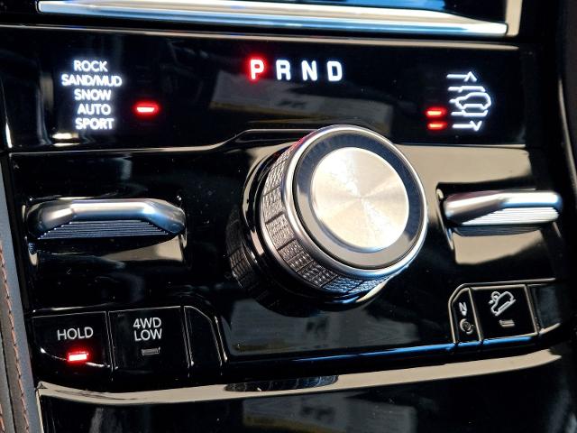 2024 Jeep Grand Cherokee L Vehicle Photo in Weatherford, TX 76087