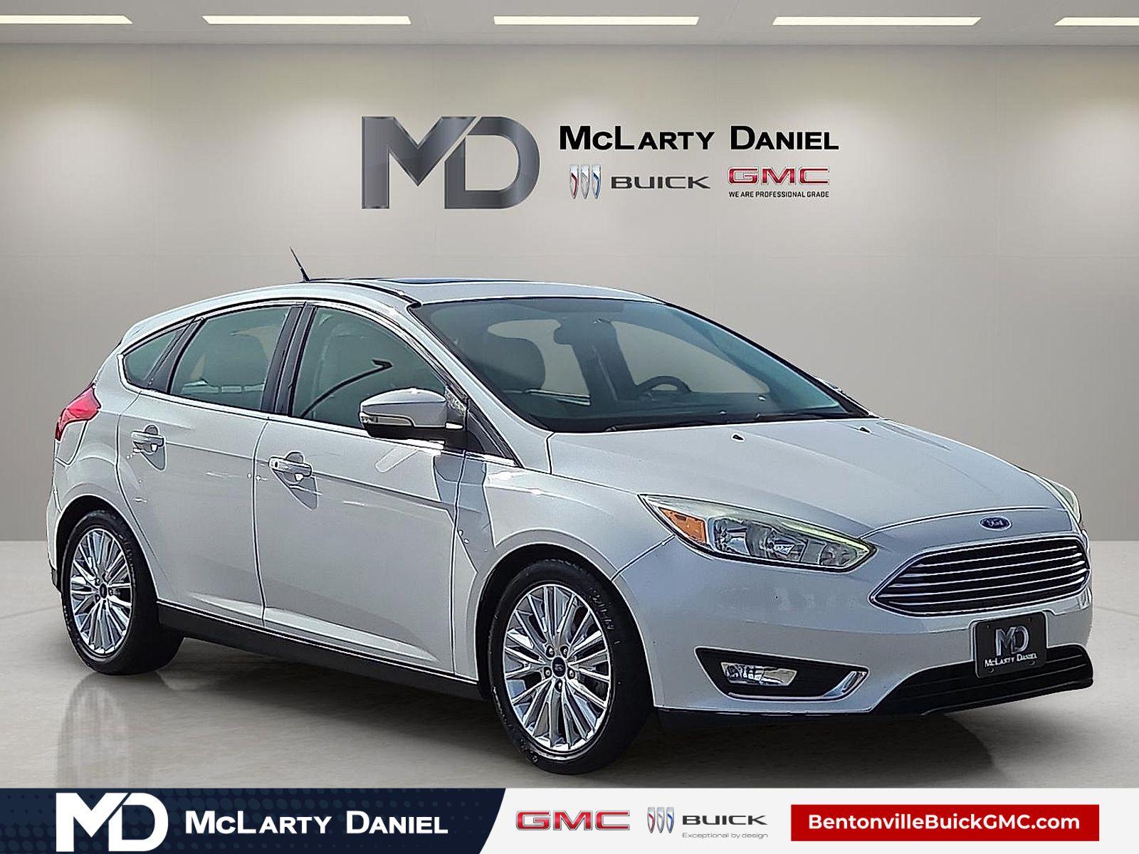 2017 Ford Focus Vehicle Photo in BENTONVILLE, AR 72712-7554