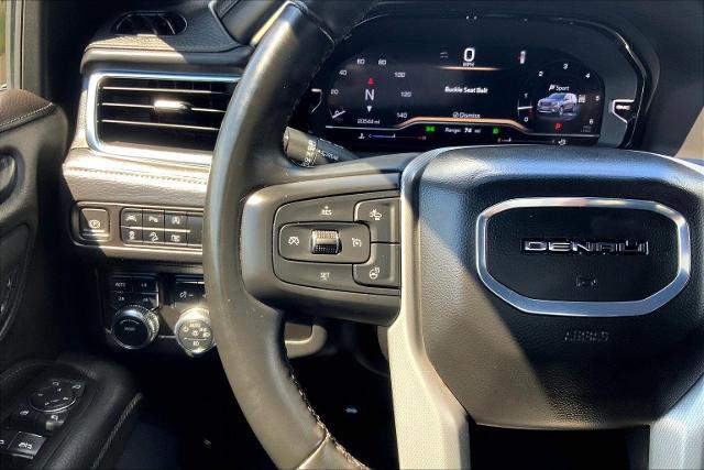 2024 GMC Yukon XL Vehicle Photo in TOPEKA, KS 66609-0000