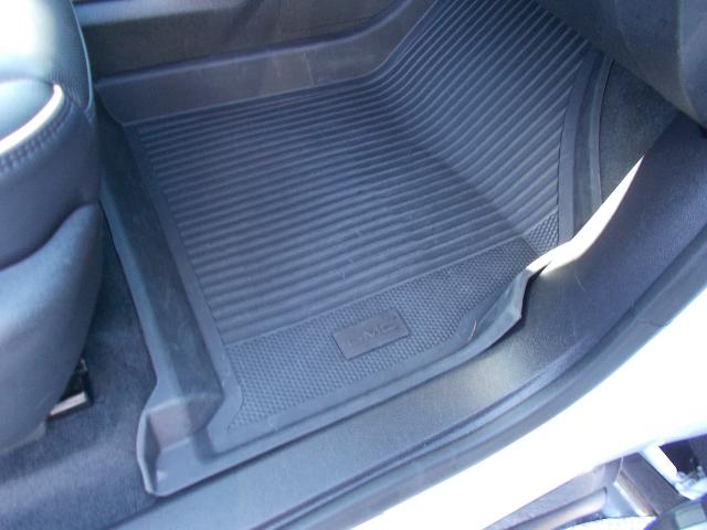 2024 GMC Acadia Vehicle Photo in LOWELL, MA 01852-4336