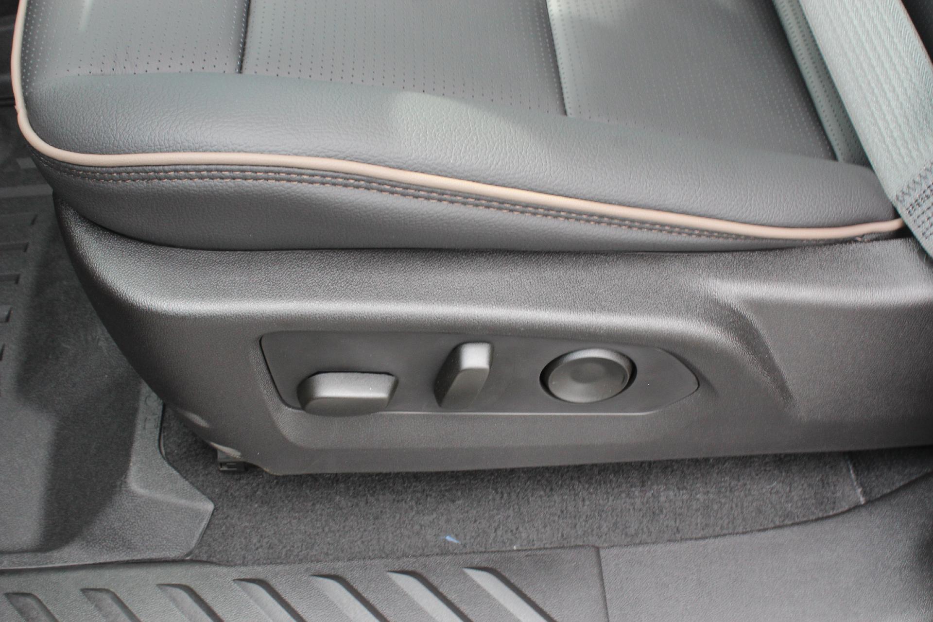2026 GMC Canyon Vehicle Photo in AURORA, CO 80012-4011