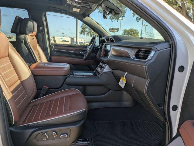 2024 GMC Yukon XL Vehicle Photo in SELMA, TX 78154-1459