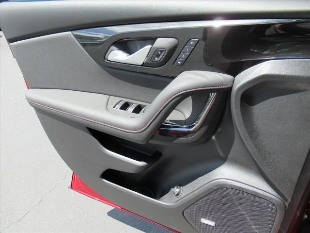 2025 Chevrolet Blazer Vehicle Photo in LEESBURG, FL 34788-4022