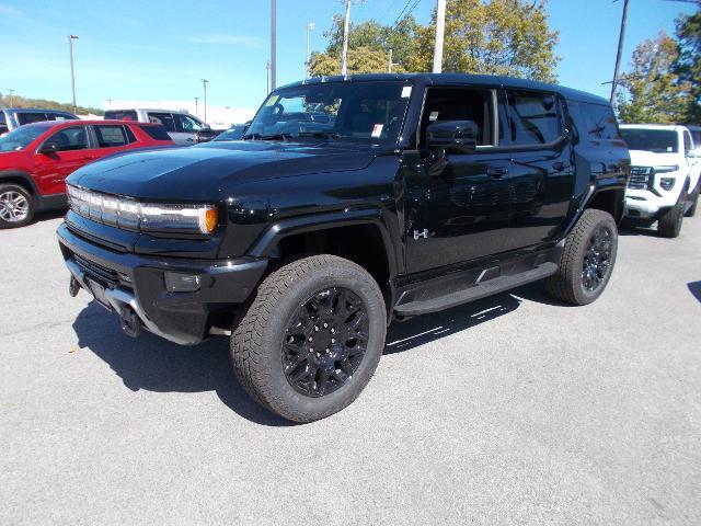 2026 GMC HUMMER EV SUV Vehicle Photo in LOWELL, MA 01852-4336