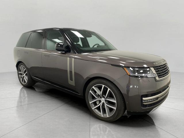 2025 Range Rover Vehicle Photo in Appleton, WI 54913