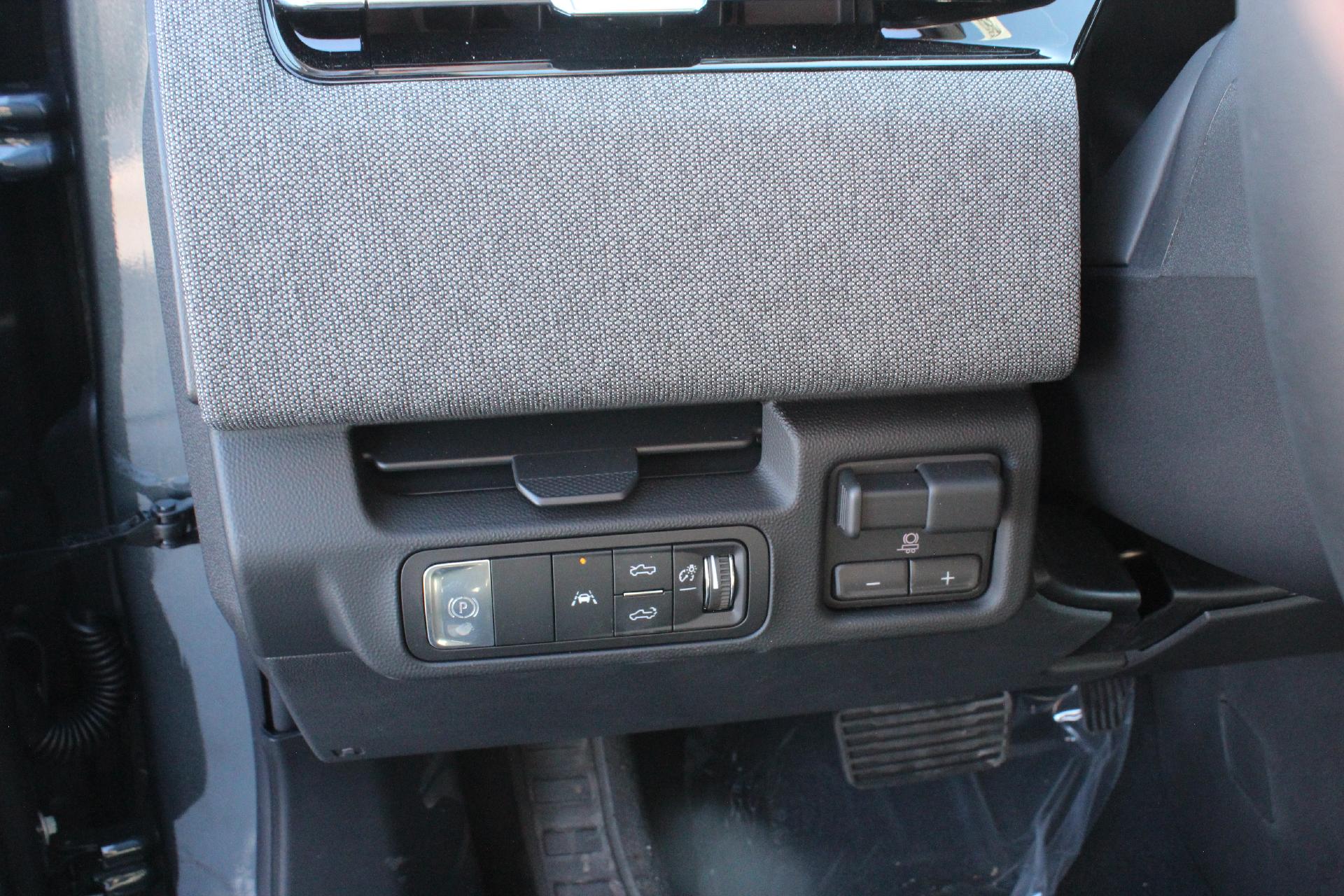 2026 GMC Sierra EV Vehicle Photo in AURORA, CO 80012-4011