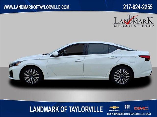 2023 Nissan Altima Vehicle Photo in TAYLORVILLE, IL 62568-2700