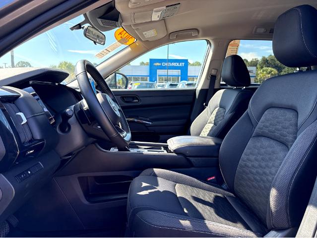 2024 Nissan Pathfinder Vehicle Photo in BEAUFORT, SC 29906-4218