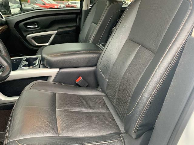 2019 Nissan Titan Vehicle Photo in MOON TOWNSHIP, PA 15108-2571