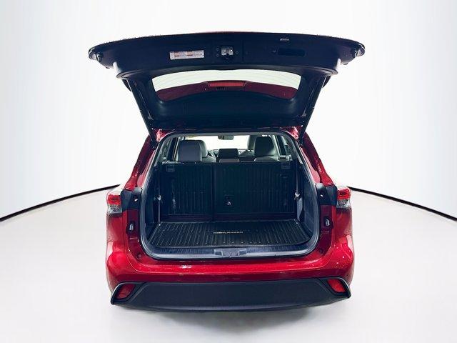 2022 Toyota Highlander Vehicle Photo in Flemington, NJ 08822