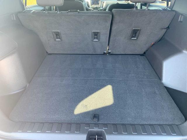 2022 Chevrolet Equinox Vehicle Photo in MOON TOWNSHIP, PA 15108-2571