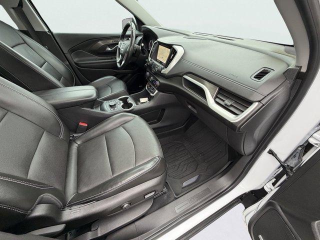 2022 GMC Terrain Vehicle Photo in LEOMINSTER, MA 01453-2952