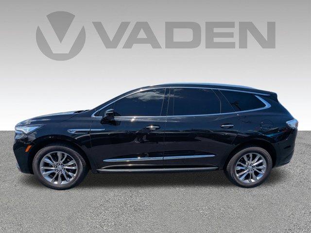 2024 Buick Enclave Vehicle Photo in BRUNSWICK, GA 31525-1881