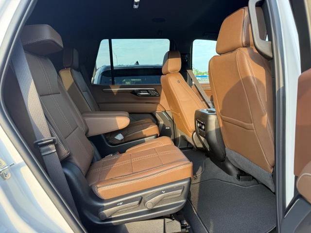 2025 Chevrolet Tahoe Vehicle Photo in COLUMBIA, MO 65203-3903