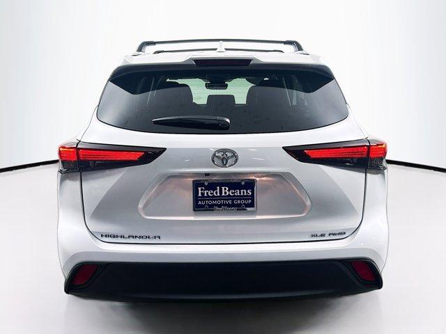 2025 Toyota Highlander Vehicle Photo in Flemington, NJ 08822