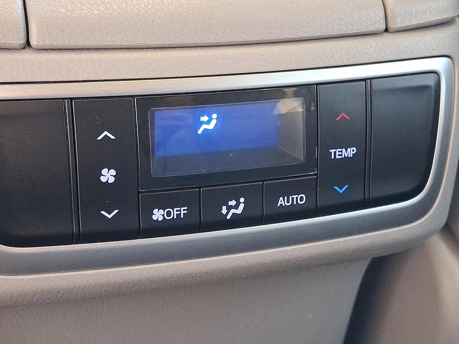 2016 Toyota Highlander Vehicle Photo in Lancaster, PA 17601