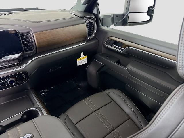2025 Chevrolet Silverado 3500 HD Vehicle Photo in PUYALLUP, WA 98371-4149