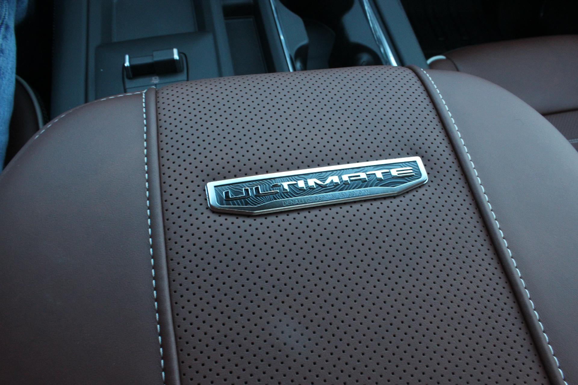 2026 GMC Sierra 2500 HD Vehicle Photo in AURORA, CO 80012-4011