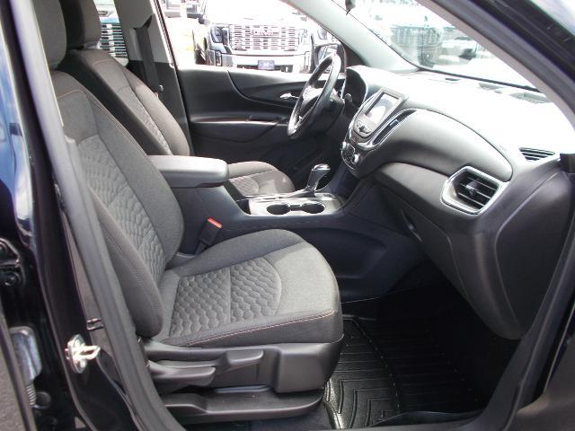 2020 Chevrolet Equinox Vehicle Photo in LOWELL, MA 01852-4336