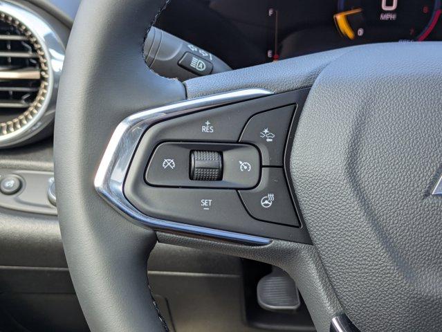 2025 Chevrolet Trax Vehicle Photo in BRUNSWICK, GA 31525-1881