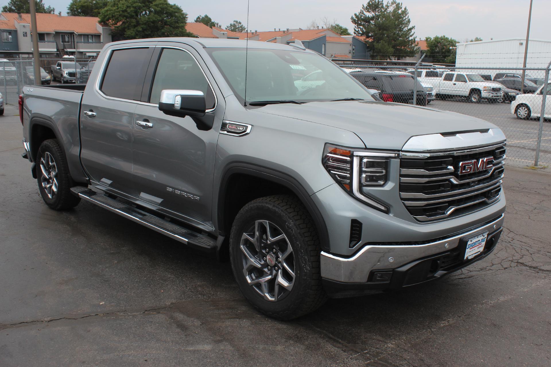 2025 GMC Sierra 1500 Vehicle Photo in AURORA, CO 80012-4011
