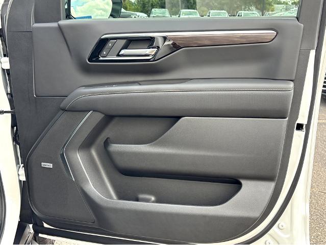 2025 Chevrolet Tahoe Vehicle Photo in BEAUFORT, SC 29906-4218