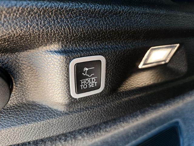 2024 Jeep Grand Cherokee L Vehicle Photo in Weatherford, TX 76087