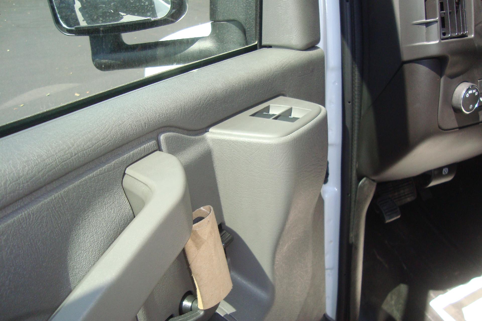 2025 GMC Savana Commercial Cutaway Vehicle Photo in PORTSMOUTH, NH 03801-4196