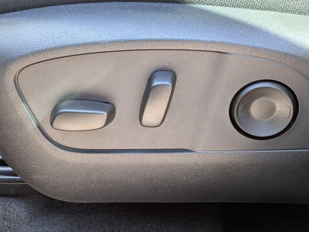 2025 Chevrolet Traverse Vehicle Photo in BRUNSWICK, GA 31525-1881