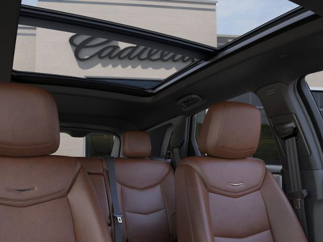 2025 Cadillac XT5 Vehicle Photo in GREEN BAY, WI 54303-3330