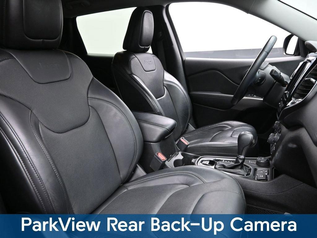 2020 Jeep Cherokee Vehicle Photo in Cedar Rapids, IA 52402