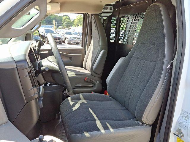 2023 Chevrolet Express Cargo 2500 Vehicle Photo in DANBURY, CT 06810-5034